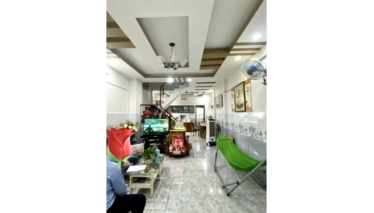 Chỉ 5.8 Tỷ TL! 67M², 2 Tầng/3pn, HẺM ÔTÔ, P16 Gò Vấp!